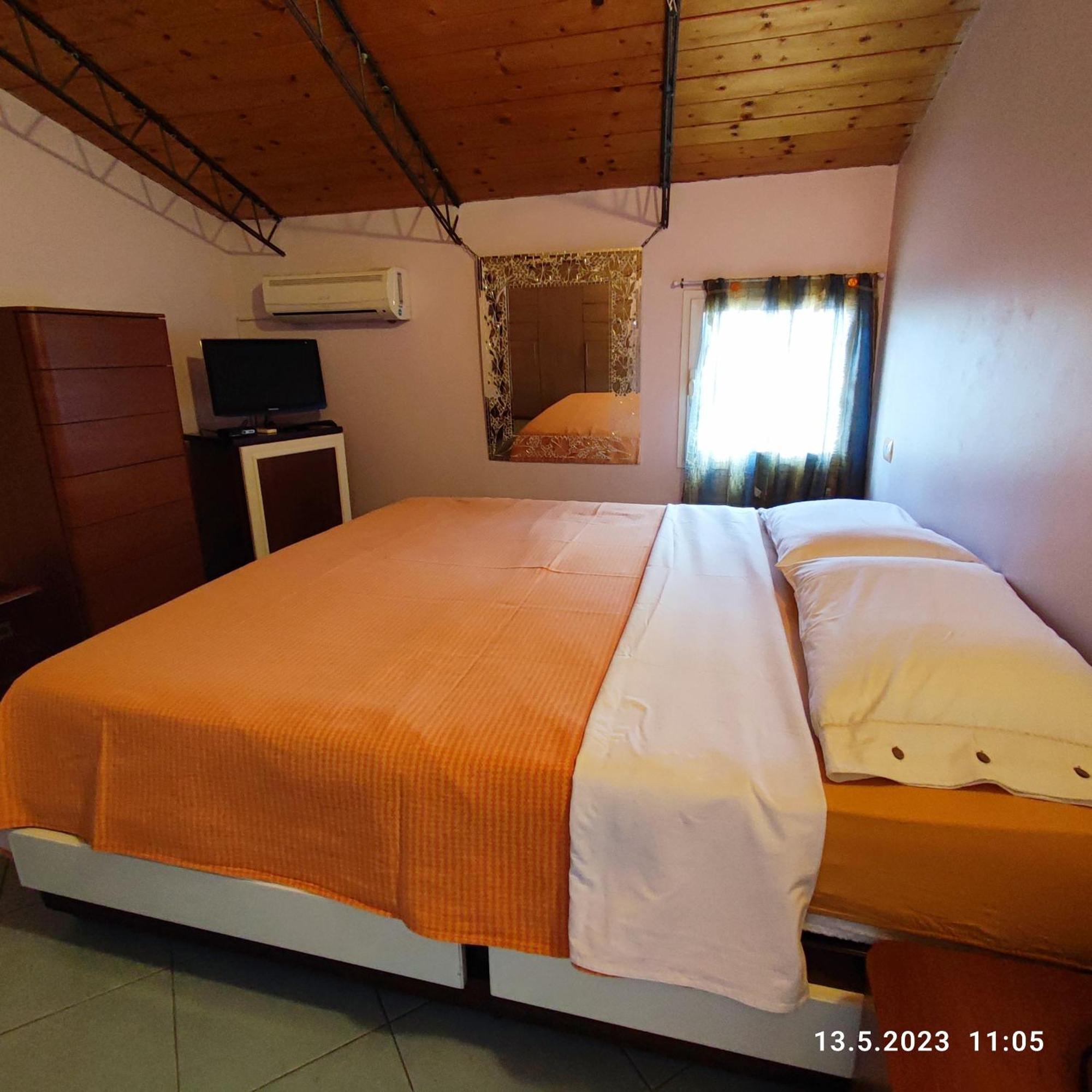Villa Berio Due - Tuija Villa Viani Εξωτερικό φωτογραφία
